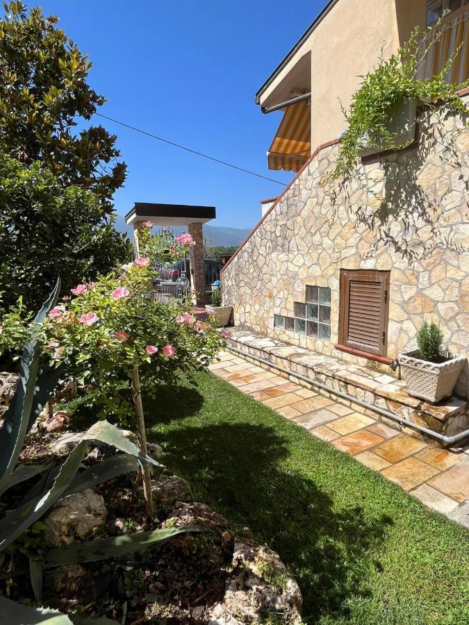 La Casa Di Panfilo Villa Sulmona Bagian luar foto